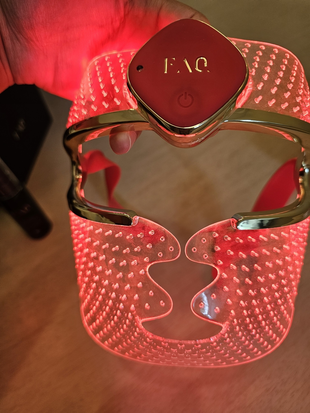 $499 FOREO FAQ 201 Silicone LED Face Mask - Picture 3 of 7